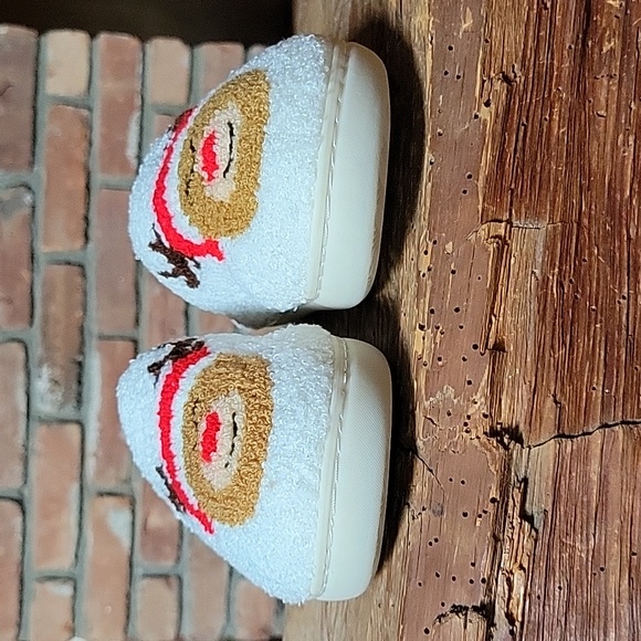 REINDEER SLIPPERS - Picture 7 of 8